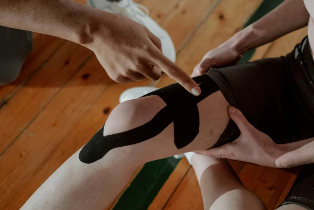 La Importancia de la Kinesiología Dermatofuncional, en la Recuperación Postoperatoria